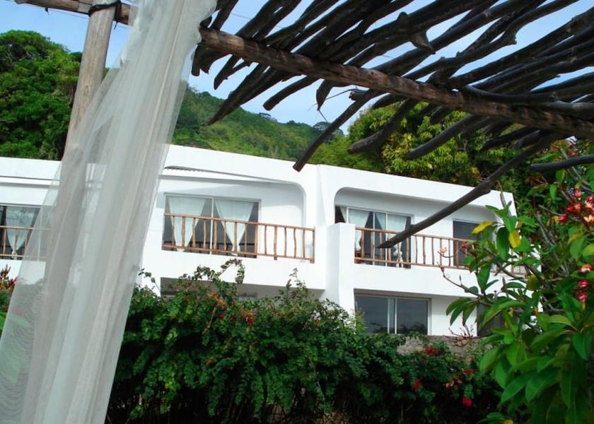  Mahé Island Garden