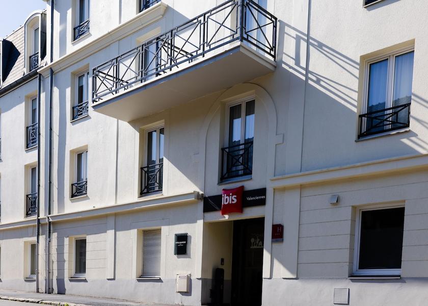 Hauts-de-France Valenciennes Facade