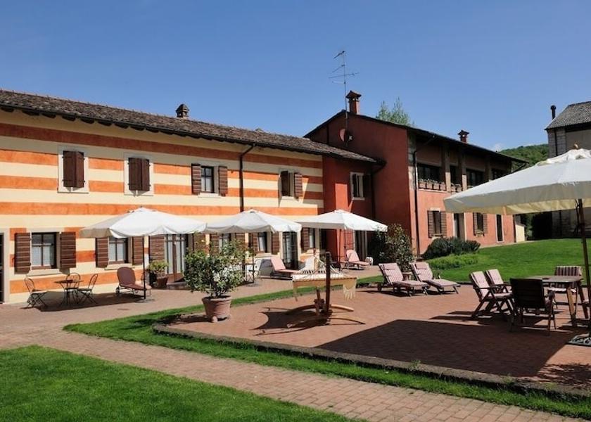 Veneto San Martino Buon Albergo Exterior Detail