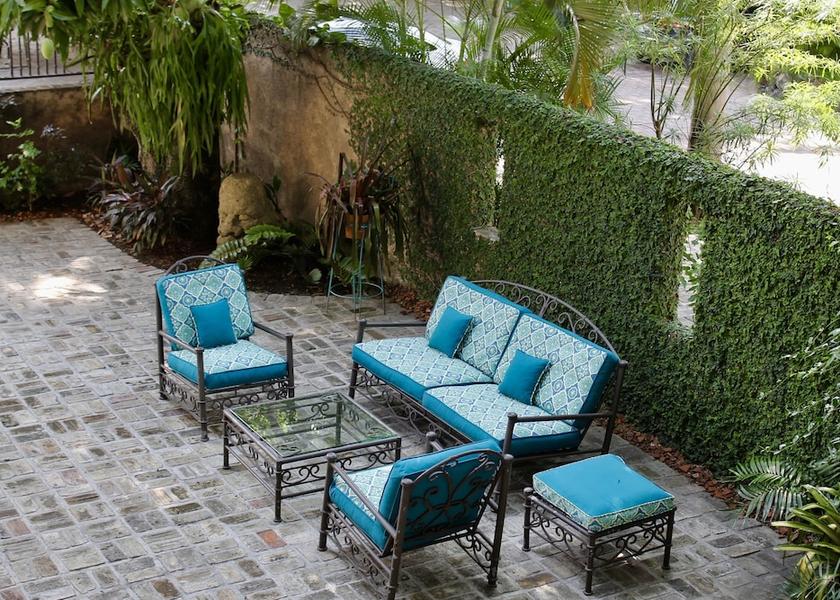  Petionville Exterior Detail