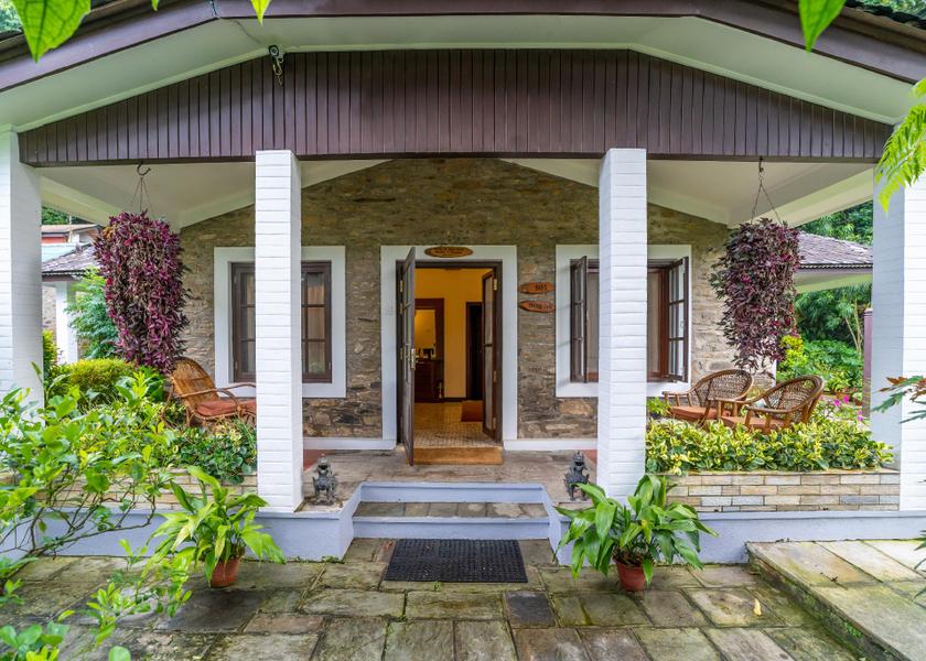 Gandaki Pokhara Hotel Exterior