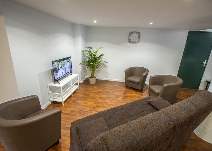 Grand Est Reims Lobby