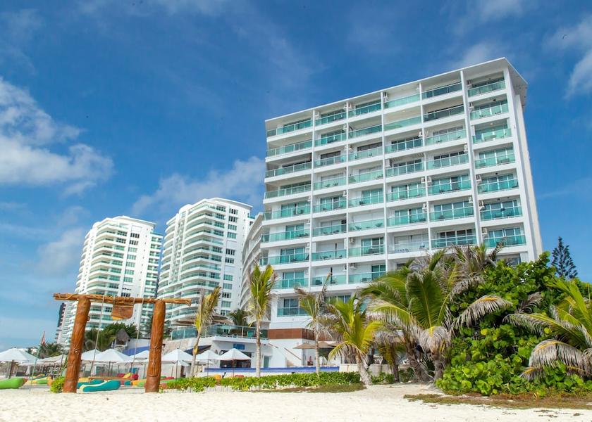 Quintana Roo Cancun Exterior