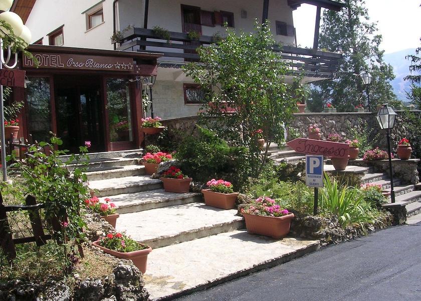 Abruzzo Pescasseroli Facade
