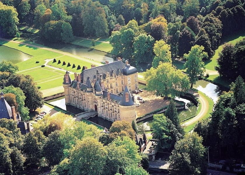 Centre - Loire Valley Bleury-Saint-Symphorien Aerial View
