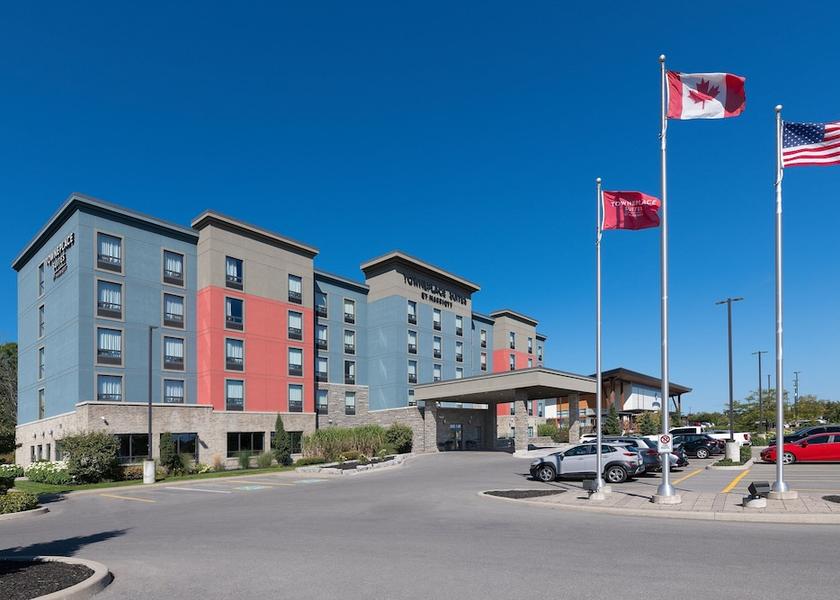 Ontario Belleville Exterior Detail