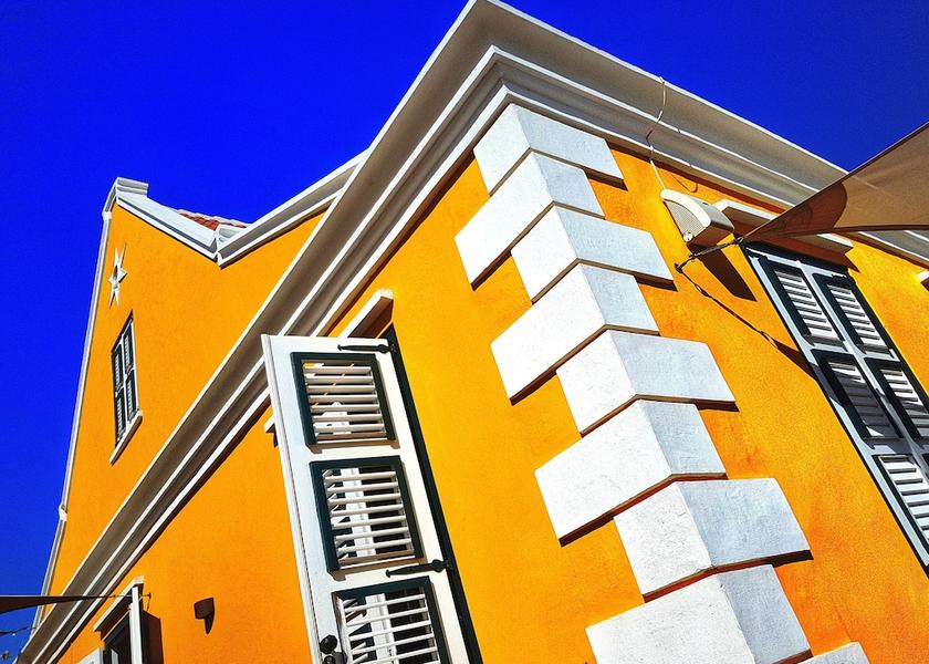  Soto Facade