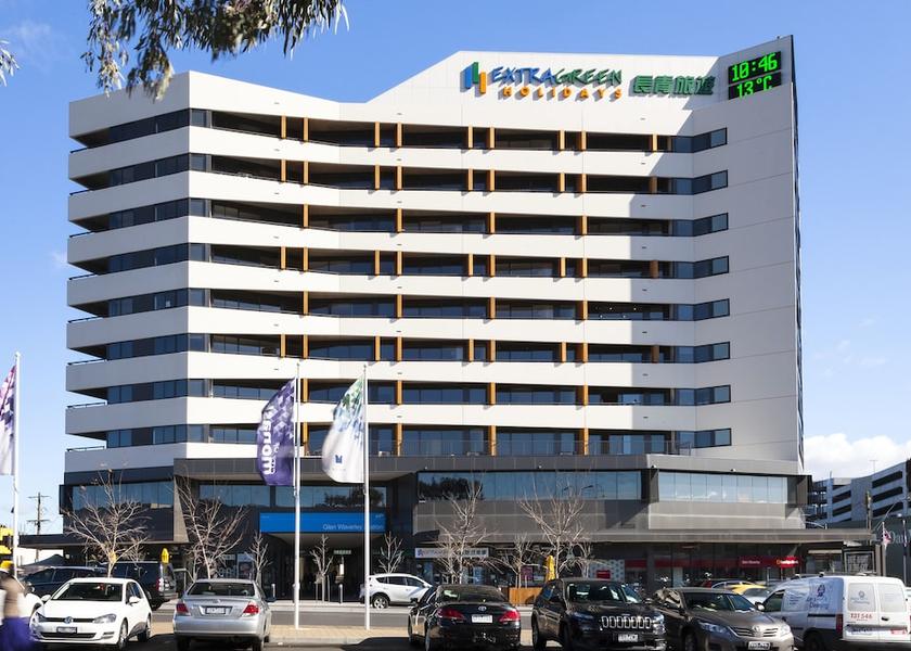 Victoria Melbourne Exterior
