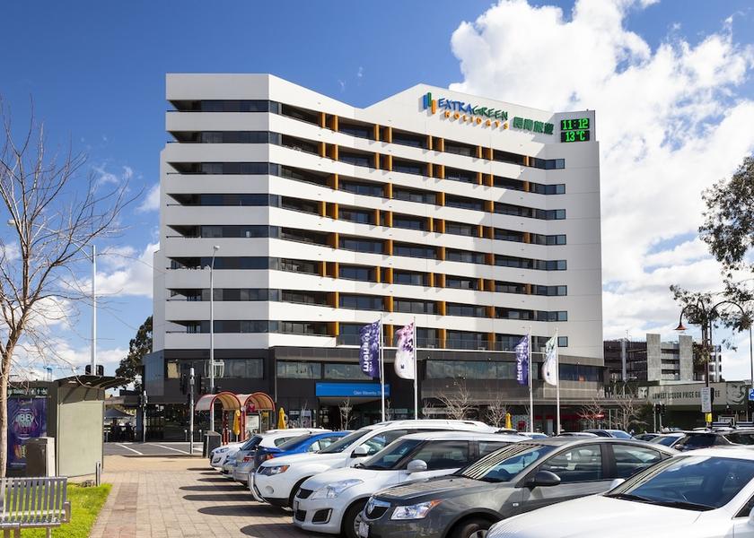 Victoria Melbourne Exterior