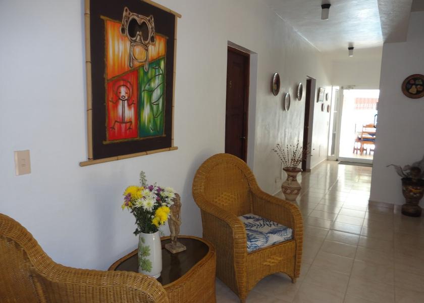 Check-in/check-out kiosk