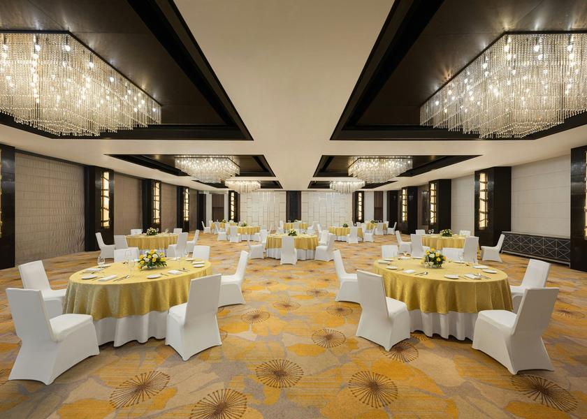 Chhattisgarh Bilaspur Kohinoor ballroom wedding venue