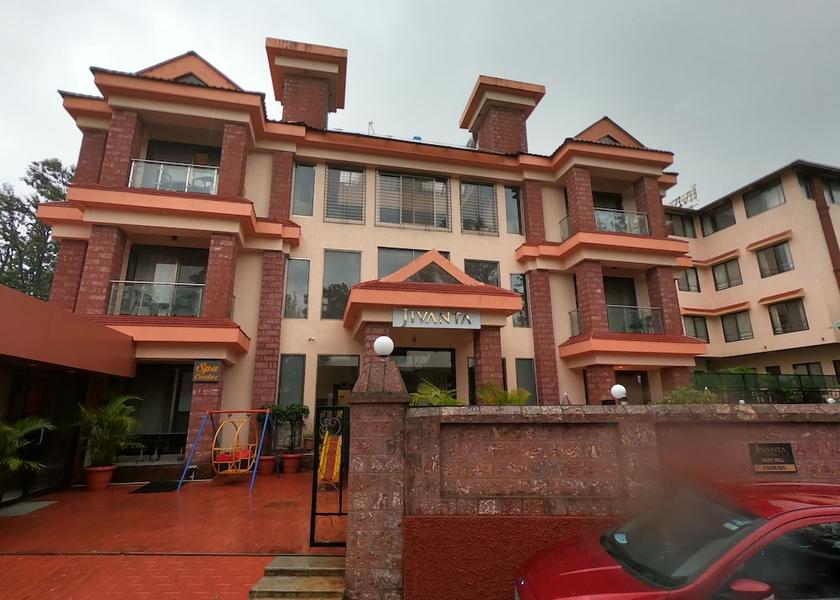 Maharashtra Mahabaleshwar Front of property