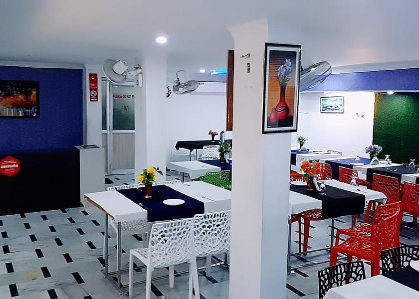 Uttar Pradesh Agra Food & Dining