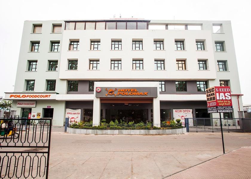 Uttar Pradesh Prayagraj Hotel Exterior