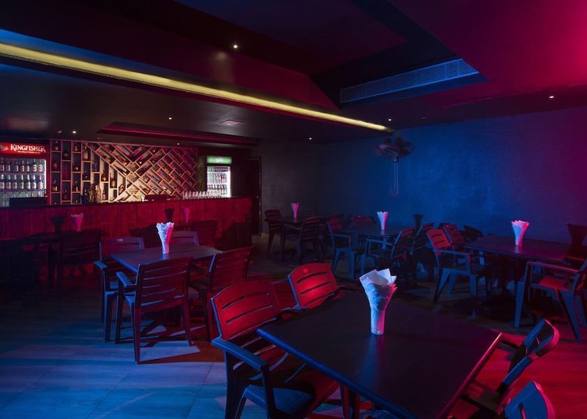 Tamil Nadu Kumbakonam Bar (on property)