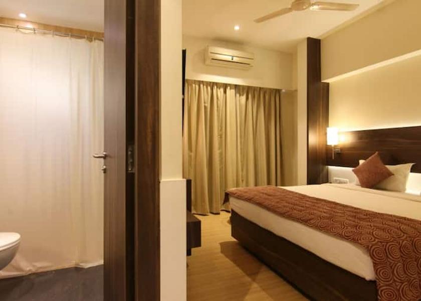 Maharashtra Navi Mumbai bedroom