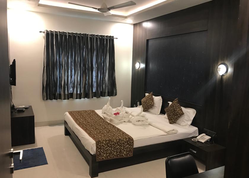 Dadra and Nagar Haveli and Daman and Diu Diu Standard Double Bed (Back Side)