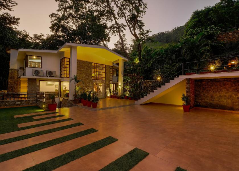 Uttarakhand Rishikesh Hotel Exterior