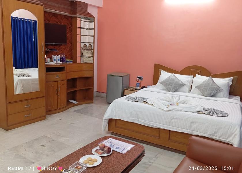 West Bengal Midnapore Royal Room