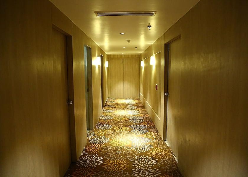 Indoor wedding