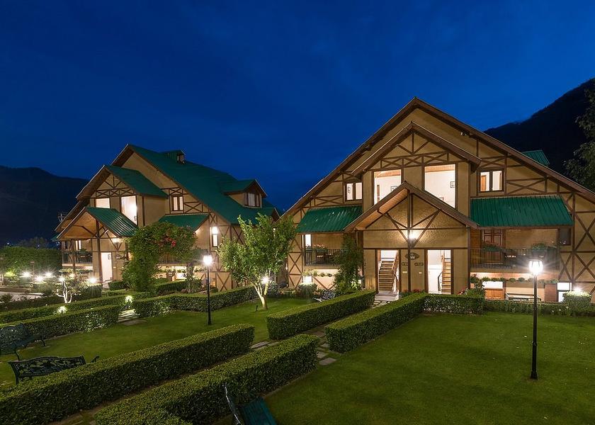Himachal Pradesh Manali Hotel Exterior