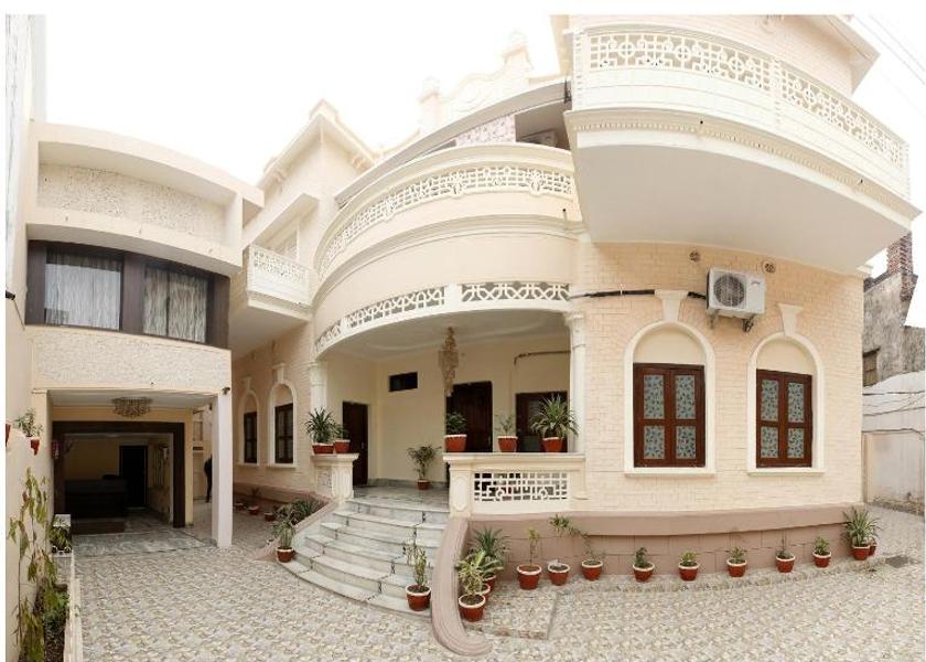 Uttar Pradesh Varanasi Hotel Exterior