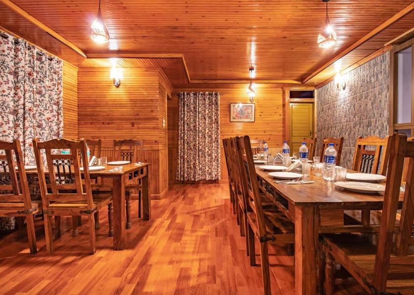 Jammu and Kashmir Pahalgam Food & Dining