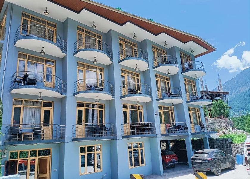 Himachal Pradesh Manali Hotel Exterior