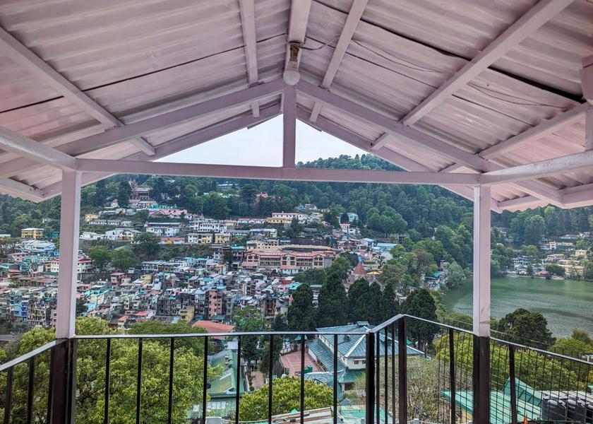 Uttarakhand Nainital Hotel View