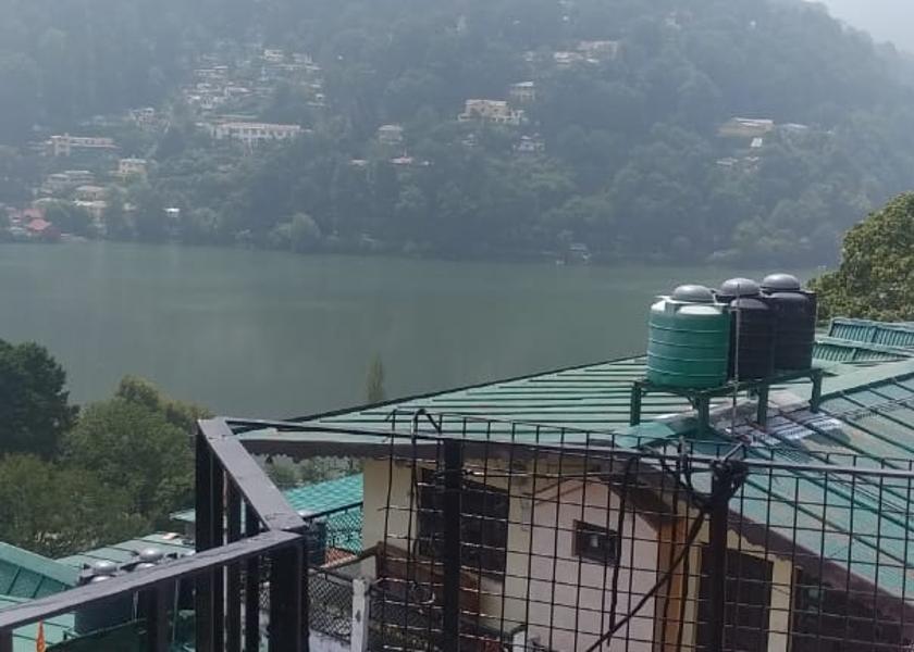Uttarakhand Nainital Hotel View