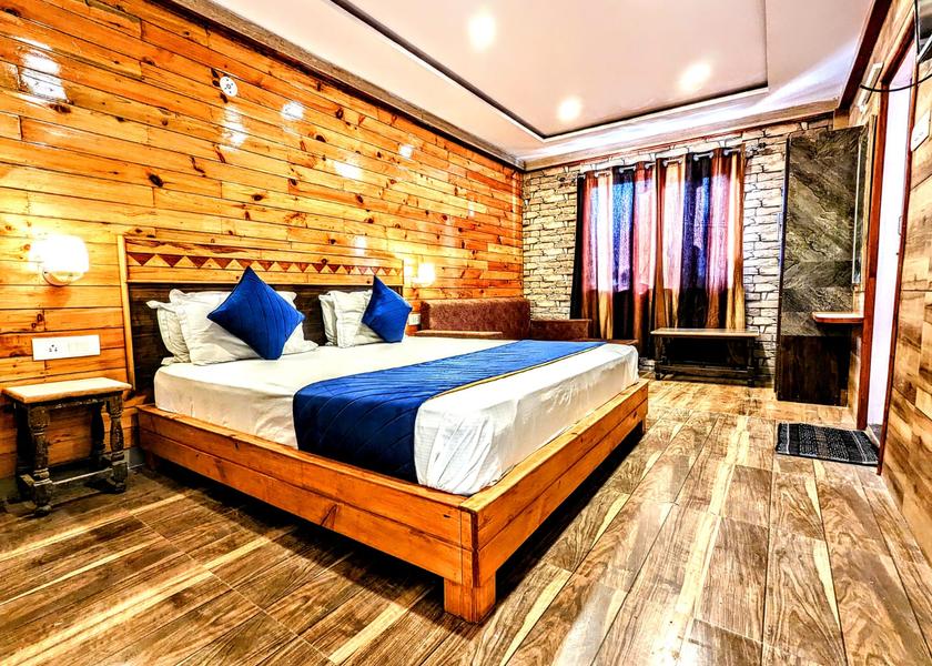 Uttarakhand Nainital Room
