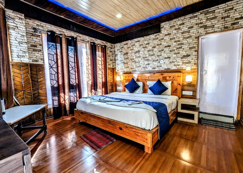 Uttarakhand Nainital Room