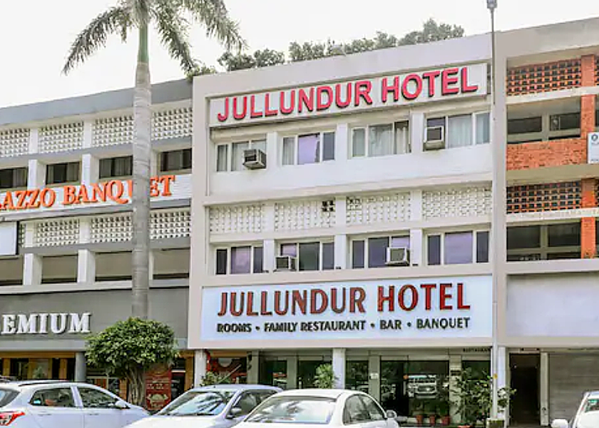 Punjab Chandigarh Hotel Exterior