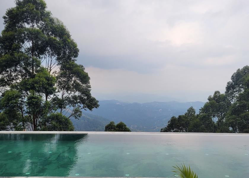 Kerala Munnar Pool