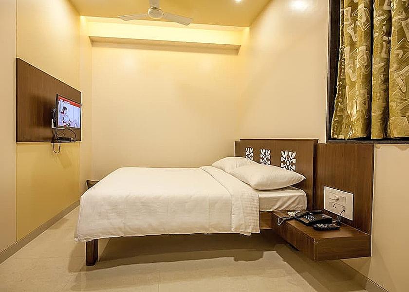 Maharashtra Mumbai Public Areas
