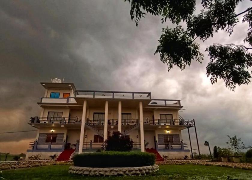 West Bengal Khairbari Hotel Exterior