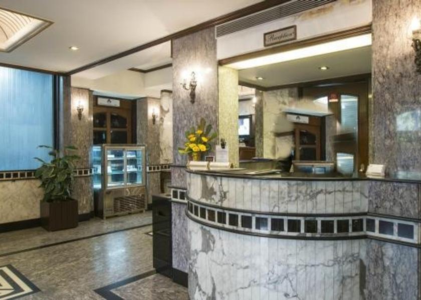 Maharashtra Mumbai Public Areas