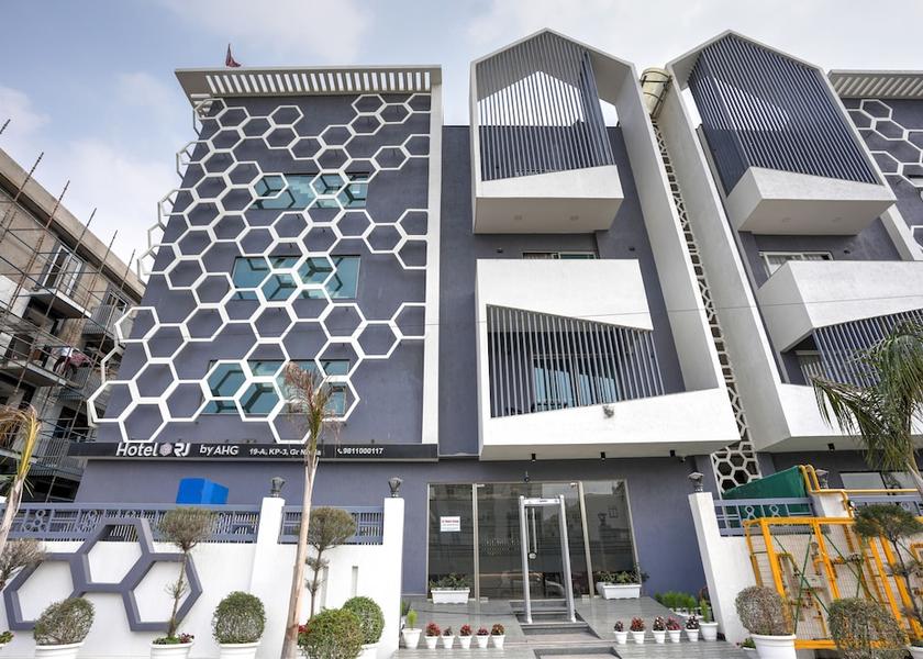 Uttar Pradesh Noida Facade