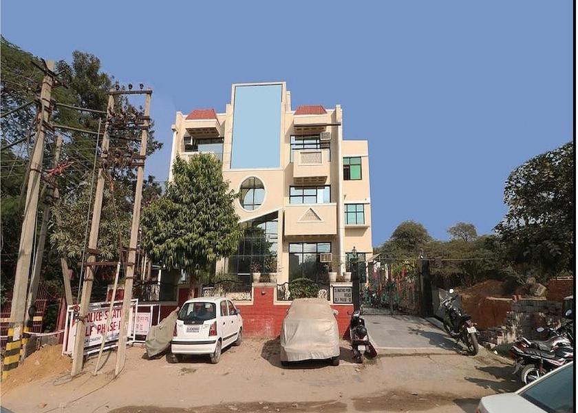 Haryana Gurugram Hotel Exterior
