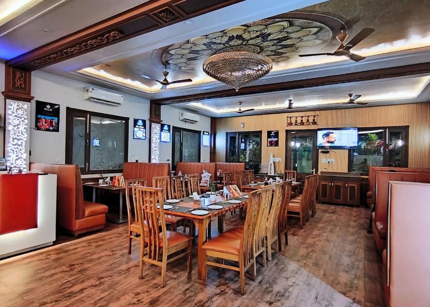 Uttar Pradesh Moradabad Food & Dining
