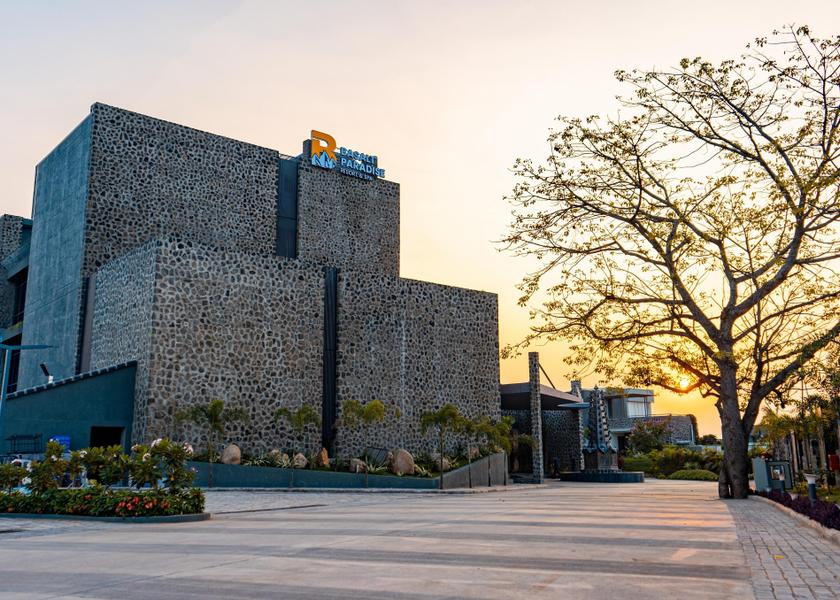 Gujarat Halol Hotel Exterior