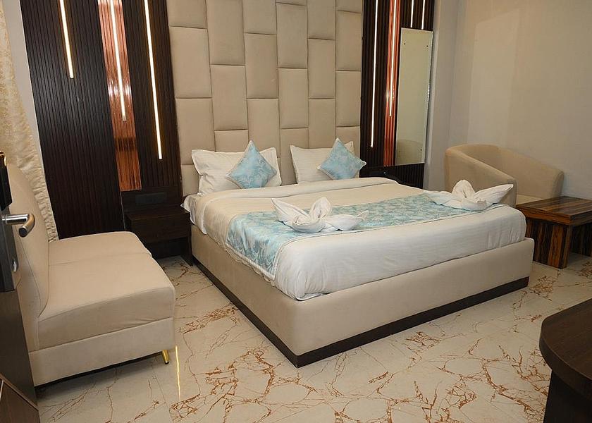 Uttar Pradesh Prayagraj SUITE