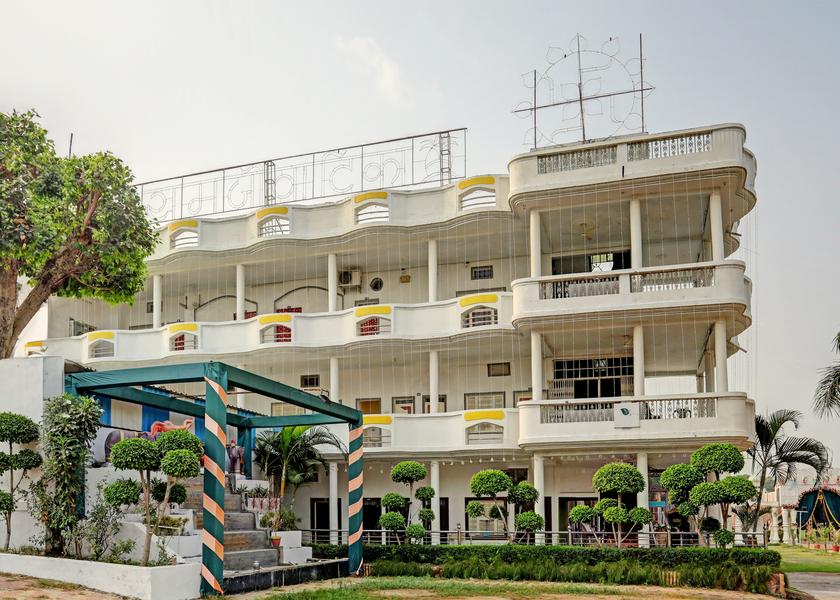 Madhya Pradesh Datia Facade