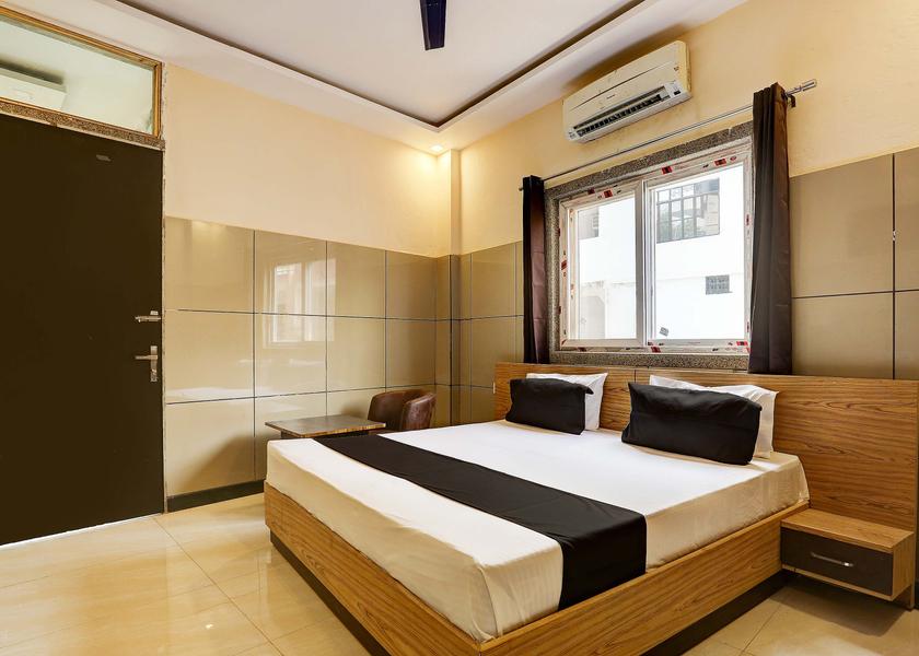 Uttar Pradesh Lucknow Room