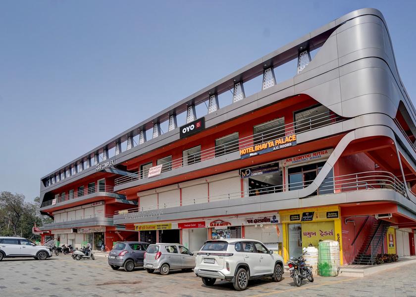 Gujarat Nadiad Facade