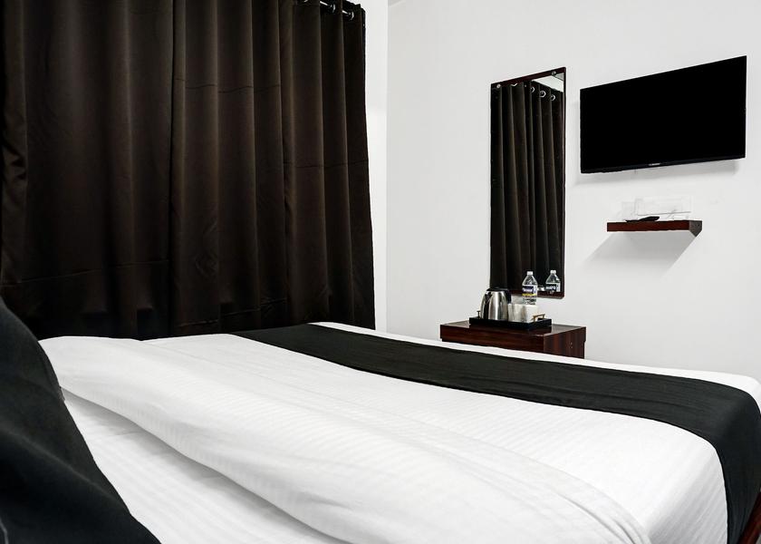 Maharashtra Pune Room