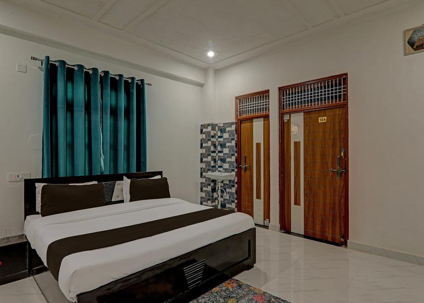Uttar Pradesh Varanasi Room