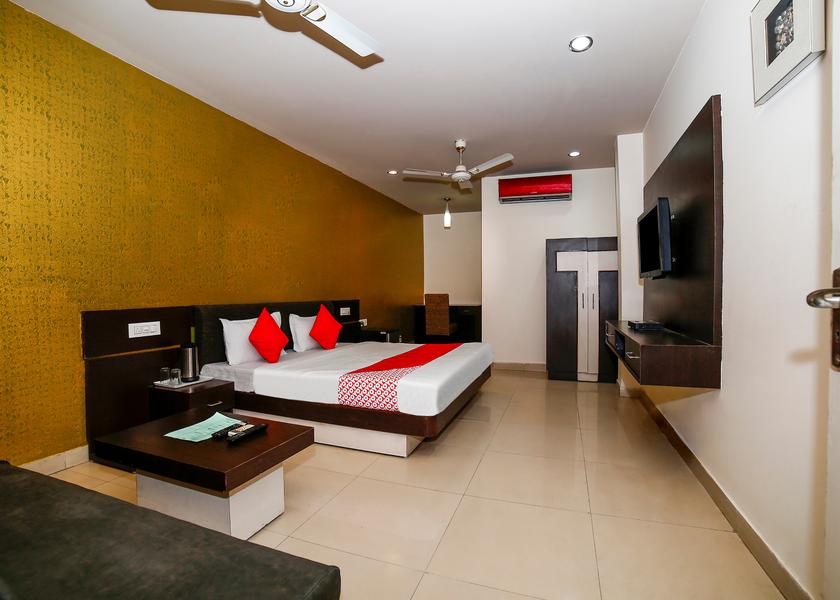 Uttar Pradesh Jhansi Lobby