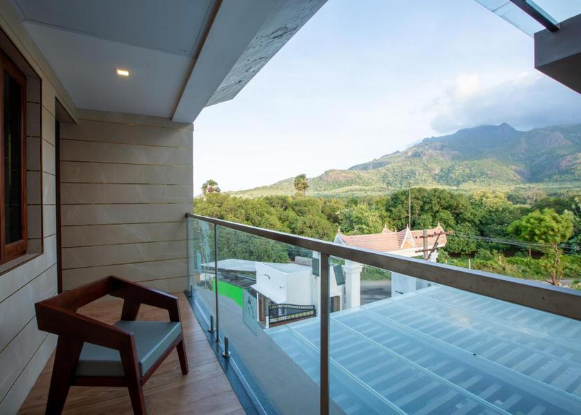 Tamil Nadu Courtrallam Hotel View