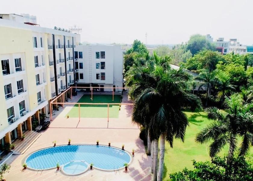 Maharashtra Jalgaon Pool